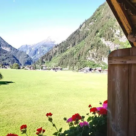 Eberler Apartament *